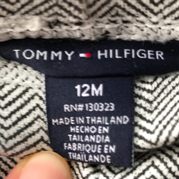 TOMMY HILFIGER Girl 2-Piece Set BNWT Top navy velour white chevron leggings 12mo - Picture 11 of 15